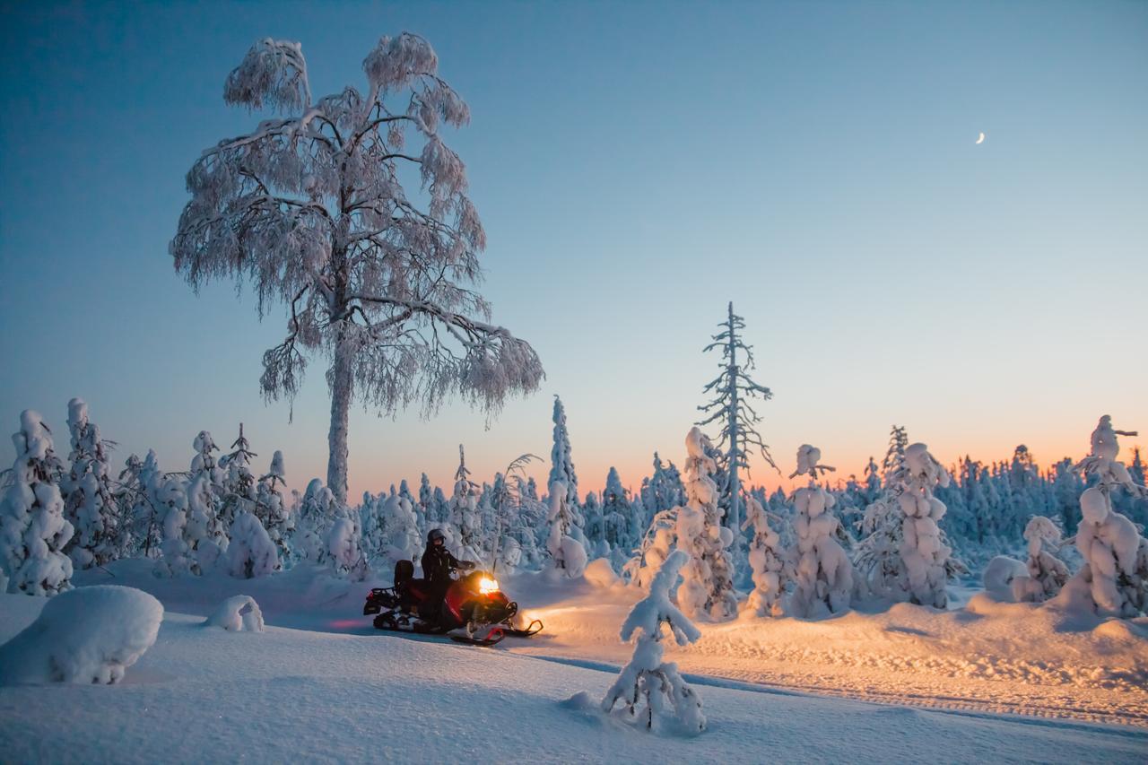 Yllaes Lake Hotel Ylläsjärvi Екстериор снимка